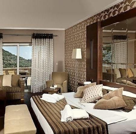 Green Blue Hotels Bodrum Тургутрейс Екстериор снимка
